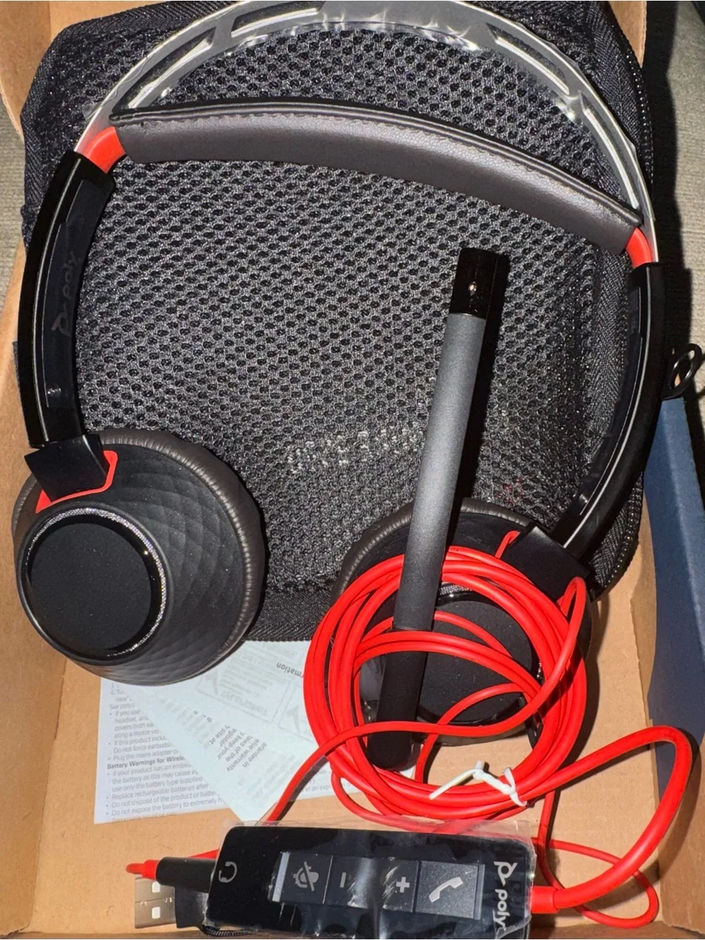 Poly Blackwire 5220 Wired Headset - Black